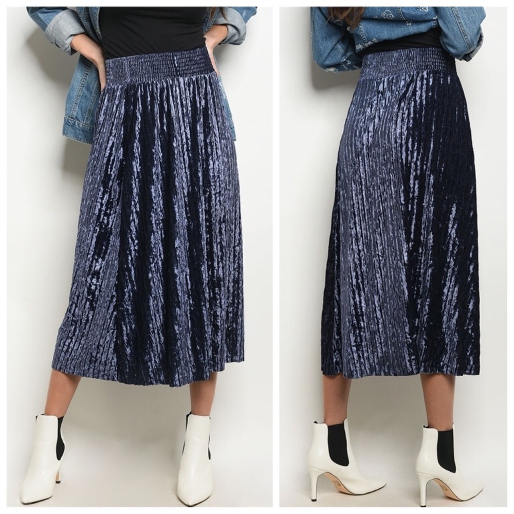 Navy crushed velvet pleated midi skirt - Picture 2 of 2